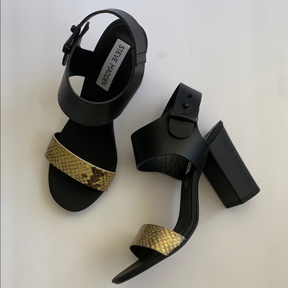 NWOB Steve Madden SNEEKY, size 6 - Picture 1 of 8